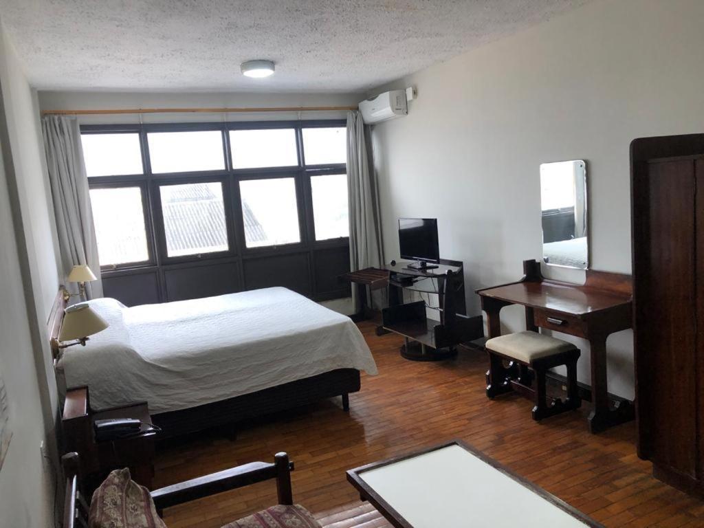 Hotel Estoril 佩洛塔斯 外观 照片