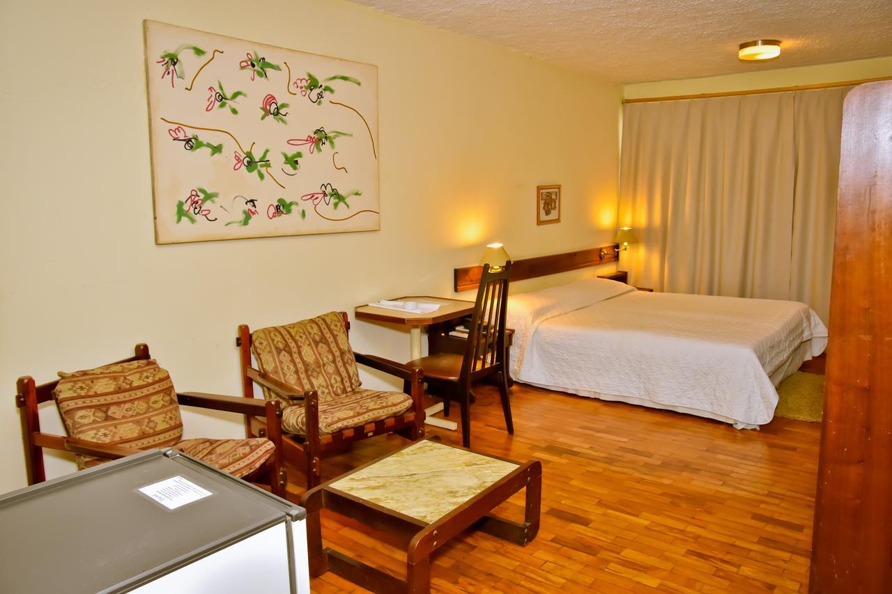 Hotel Estoril 佩洛塔斯 外观 照片